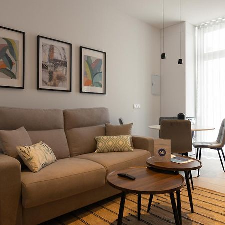 Dorm4You Arena Plaza Валенсія Екстер'єр фото
