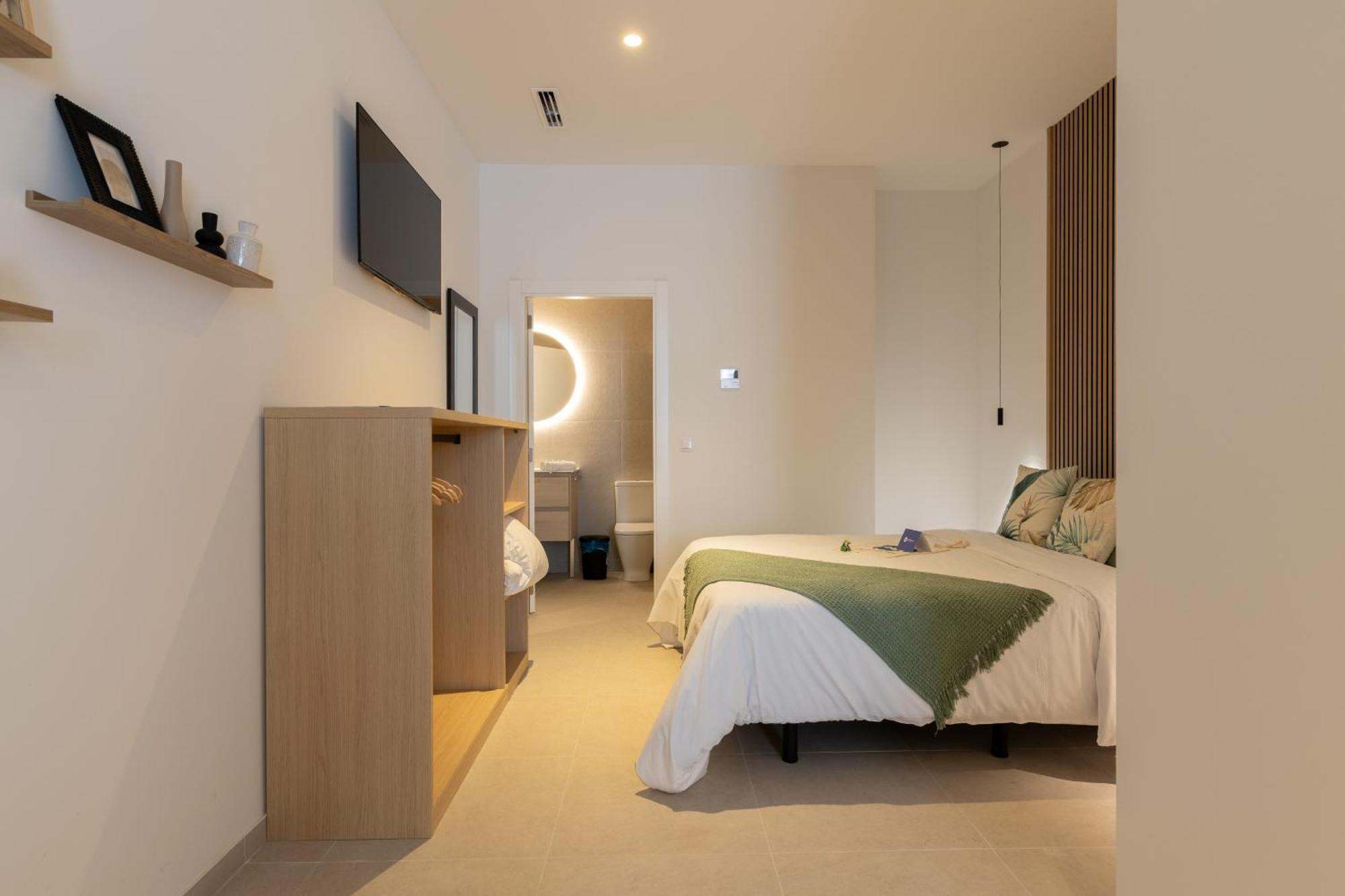 Dorm4You Arena Plaza Валенсія Екстер'єр фото